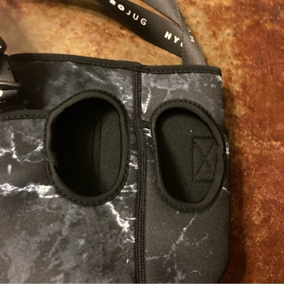 Set of 2 HydroJug Sleeves and one Strap - Picture 4 of 4